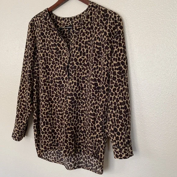 TALBOTS| animal print tunic Lp - Picture 3 of 9